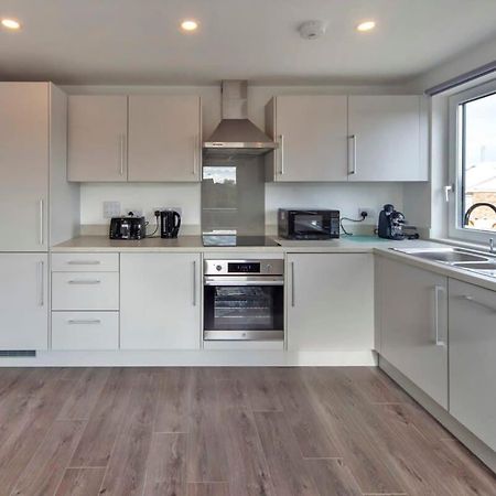 Lovely 1 Bedroom Apartment In Ashford Ashford (Kent) Exterior foto